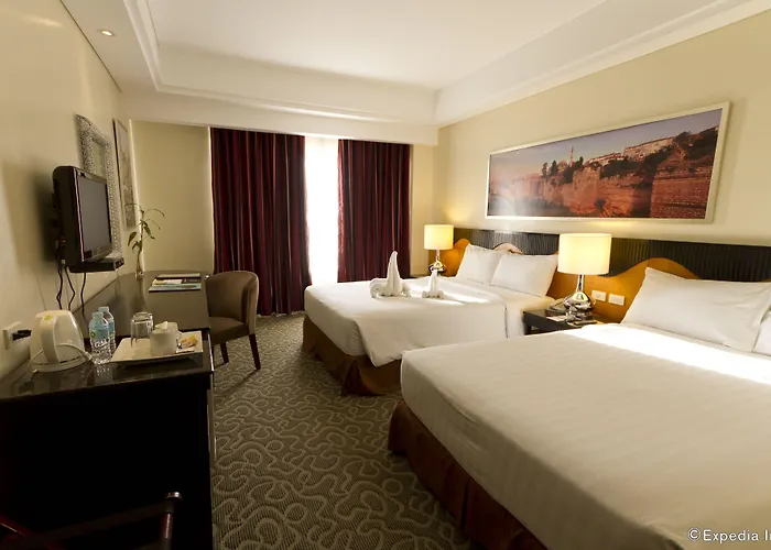 Elizabeth Hotel 4*