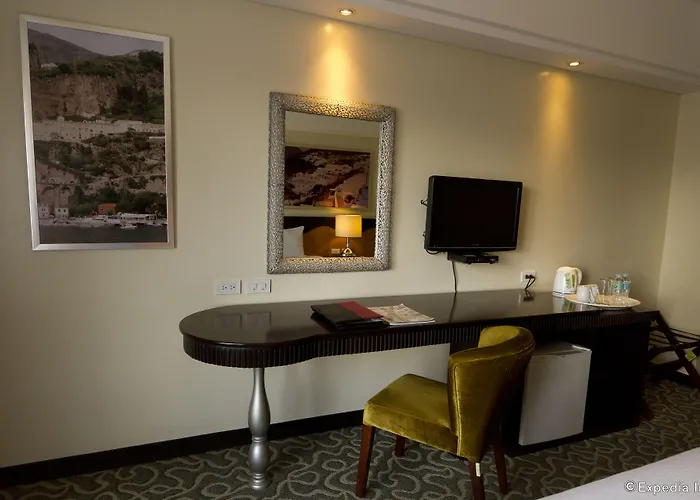 Hotel Elizabeth 4*