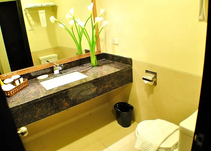 Elizabeth Hotel 4*
